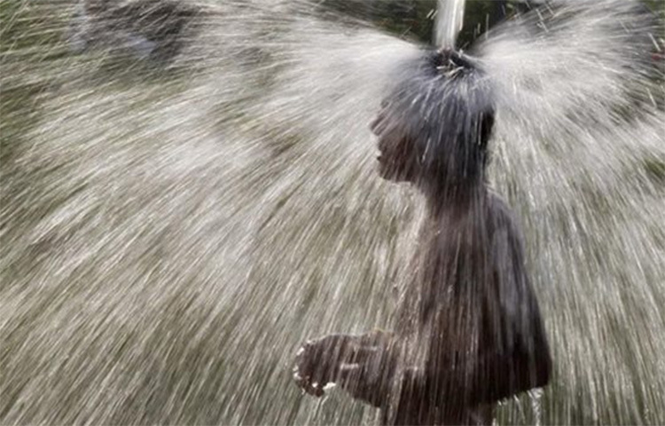 শীতকালে প্রতিদিন গোসল করেন কি?